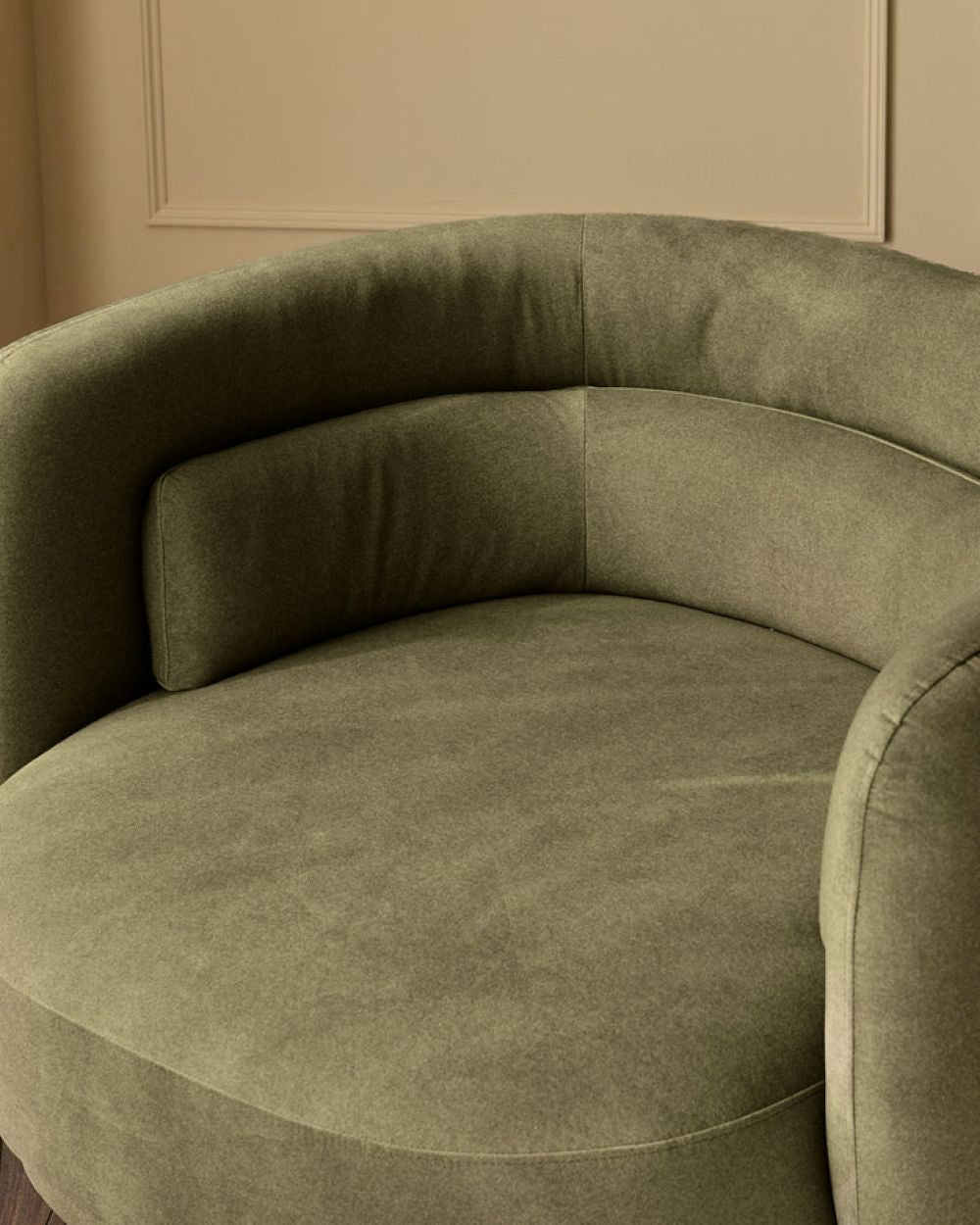 Chair H74 cm × W121 cm × D109 cm